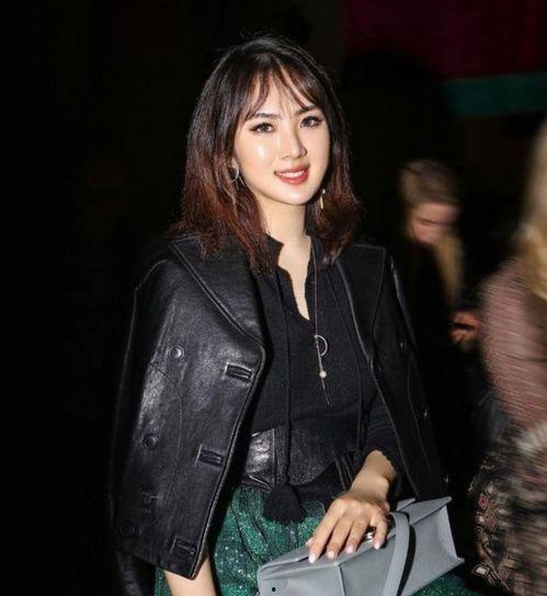 娱乐吃瓜姚安娜屏保,娱乐吃瓜界的时尚新宠